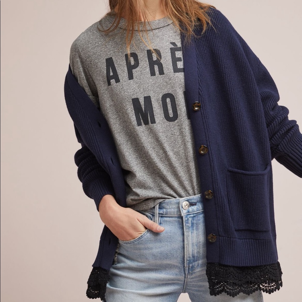 Anthropology, Thick sweater, with black lace button, rarely ware, S size.